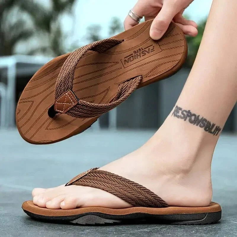 Men Flip Flops Casual Beach Shoes Large Size Men Sandals Summer anti slip Shoes