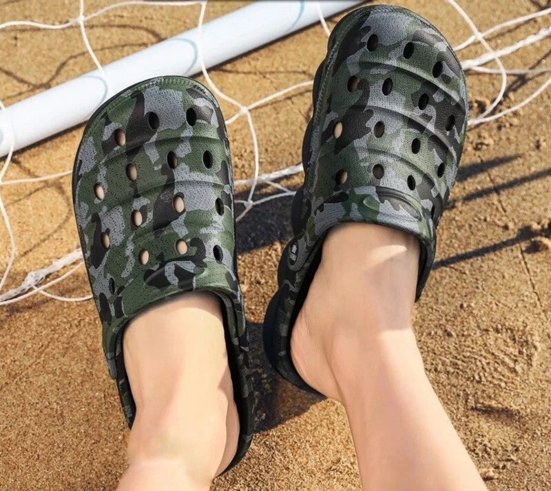 Men Causal Sandals EVA Garden Clogs Sandals Soft Shoes Men  Water Slippers