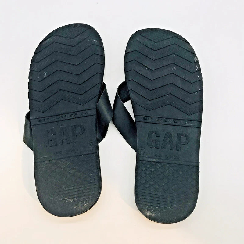 GAP Black Leather Flip Flops Men's 13 Black Thongs Beach Pool Sandals Slippers