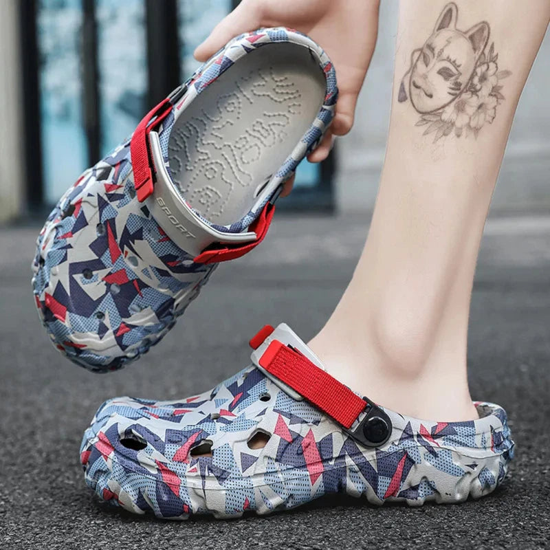 Casual Men's Summer Clogs - SlipOn Waterproof Slippers Garden Beach Swim Sandals