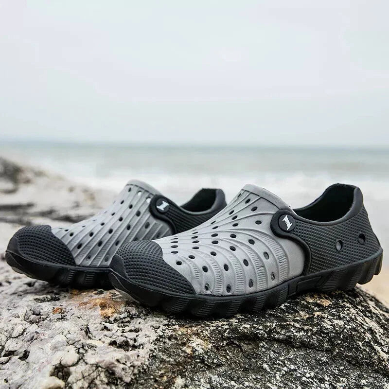 Men's Clogs Slip On Casual Shoes Waterproof Slippers Garden Beach Swim Sandals