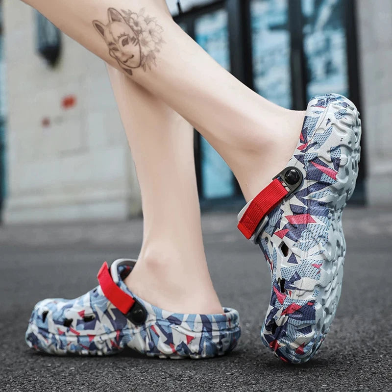 Casual Men's Summer Clogs - SlipOn Waterproof Slippers Garden Beach Swim Sandals