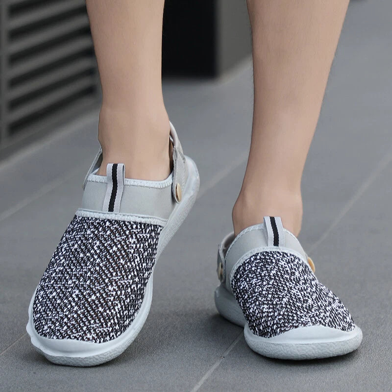Mens Sandals Hole Shoes Couples Outdoor Casual Beach Foam Slipper Runner Summer