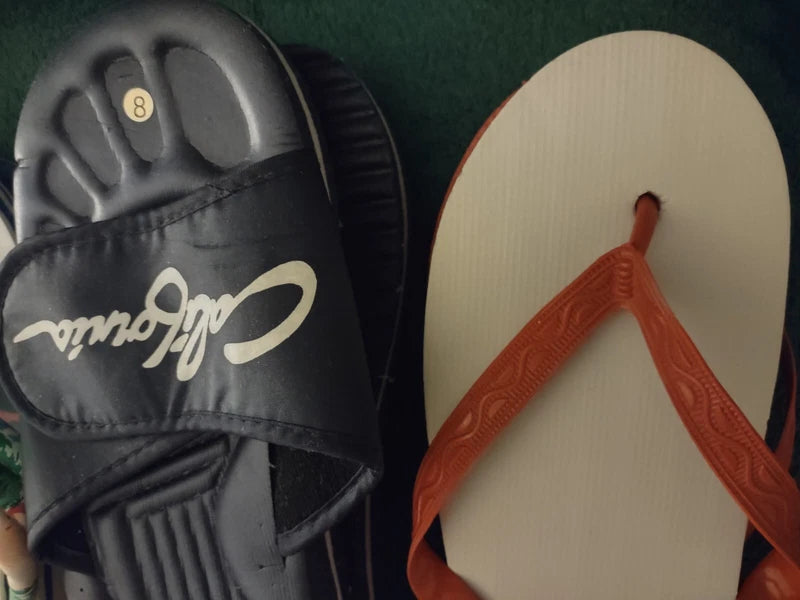 Lot 3, Sz 8 & 7 Rubber & Plastic Water Resistant,Slip On Lightwt Beach Slippers