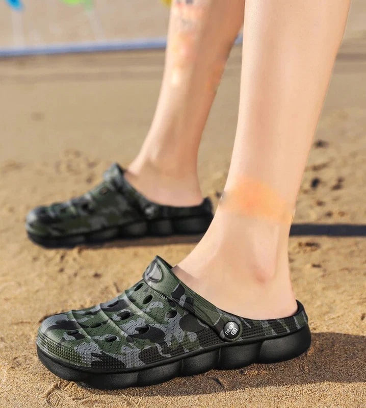 Men Causal Sandals EVA Garden Clogs Sandals Soft Shoes Men  Water Slippers